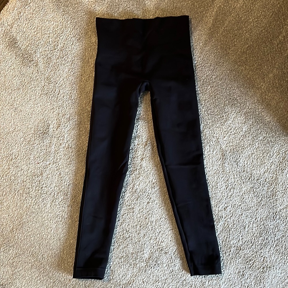 Look At Me Now Seamless Leggings- Spanx Medium